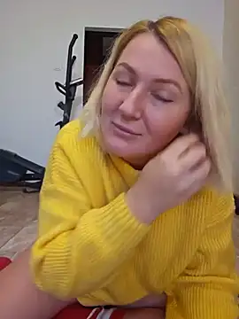 Marushka online show from December 10, 1:00 pm