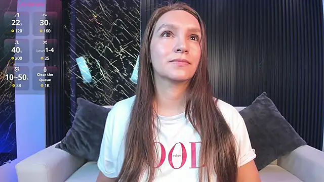 miataylorr1 online show from January 21, 11:03 am