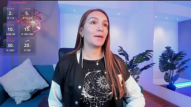 miataylorr1 online show from February 13, 11:39 am