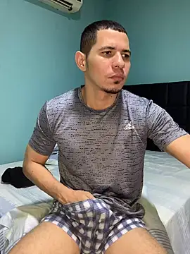 Snapshot of steven_clain chatting on January 16, 4:38 am steven clain online show from January 16, 4:38 am