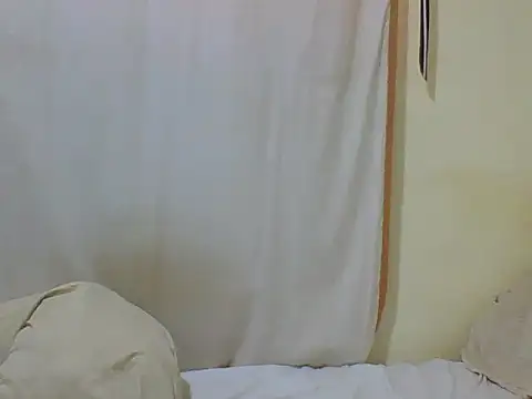 Snapshot of cute_lavenda chatting on May 13, 8:44 am cute lavenda online show from May 13, 8:44 am