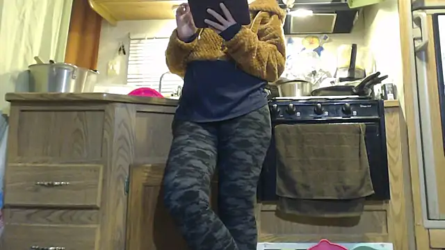 sexyinpantyhose online show from February 1, 5:28 am