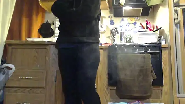 sexyinpantyhose online show from February 2, 8:02 am