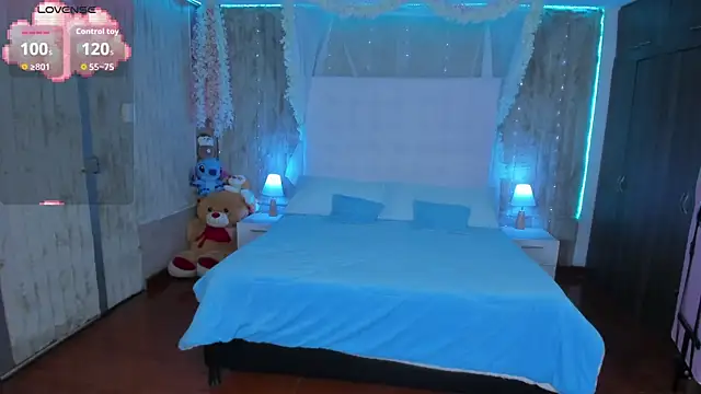 floryn susana online show from April 12, 8:36 pm