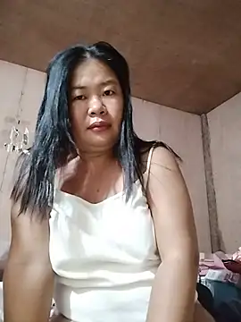 Snapshot of lickmepussy21 chatting on July 5, 1:51 pm lickmepussy21 online show from July 5, 1:51 pm