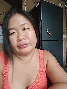 Snapshot of lickmepussy21 chatting on July 9, 9:57 am lickmepussy21 online show from July 9, 9:57 am