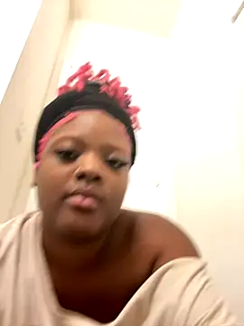 Snapshot of Indigo-love23 chatting on November 16, 1:33 am Indigo-love23 online show from November 16, 1:33 am