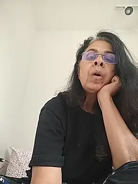 Susannemilf online show from November 22, 7:02 pm