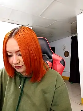 Snapshot of mia_anyeli chatting on February 16, 3:37 am mia anyeli online show from February 16, 3:37 am