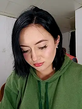 Snapshot of mia_anyeli chatting on March 20, 2:10 pm mia anyeli online show from March 20, 2:10 pm