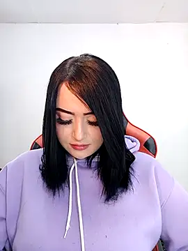 Snapshot of mia_anyeli chatting on October 14, 5:19 am mia anyeli online show from October 14, 5:19 am