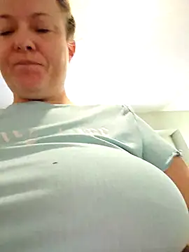 julimonroe online show from January 13, 2:55 pm