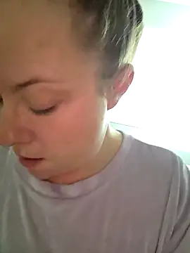 julimonroe online show from February 2, 3:44 pm