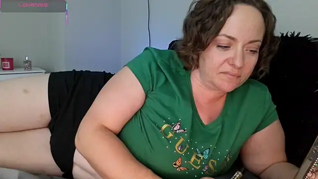 julimonroe online show from May 23, 3:01 am