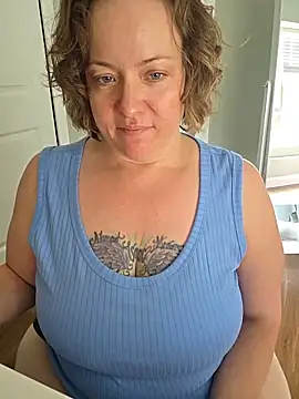 julimonroe online show from June 4, 5:52 pm