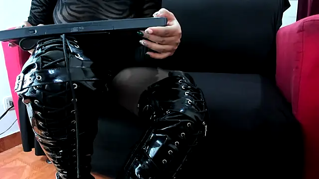 MissVioleta1 online show from February 19, 6:44 am