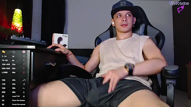 Angel-Twink online show from February 18, 3:24 am