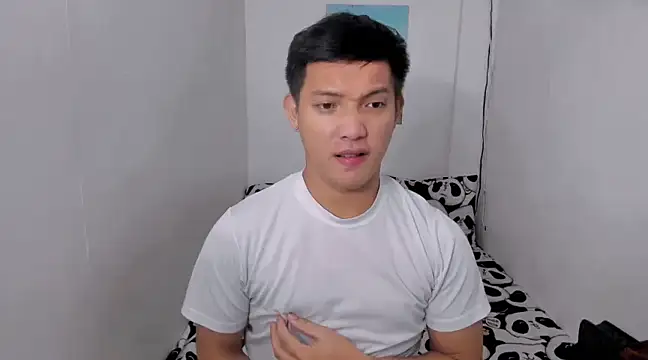 xSebastian19 online show from December 18, 3:22 pm