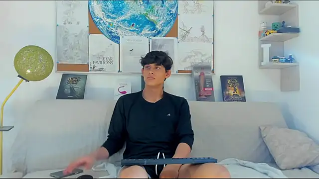 logan thomas online show from March 3, 6:14 pm