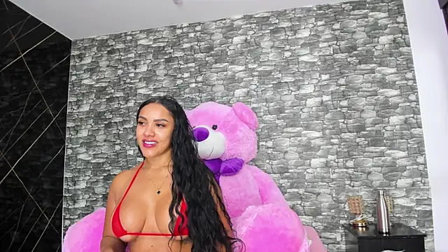 Snapshot of HeidyWillss chatting on January 15, 7:23 pm HeidyWillss online show from January 15, 7:23 pm