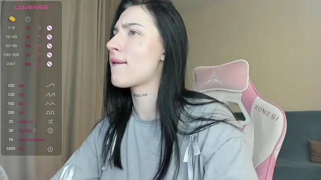 JenniferQueen11 online show from January 30, 8:21 pm