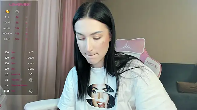 JenniferQueen11 online show from February 4, 6:14 am