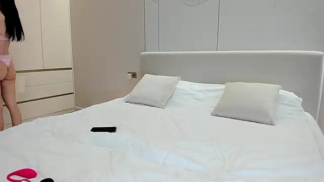 JenniferQueen11 online show from November 14, 3:55 pm