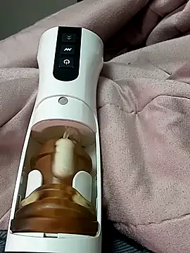 Snapshot of funcock78 chatting on December 10, 4:02 am funcock78 online show from December 10, 4:02 am