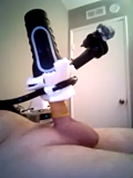 Snapshot of funcock78 chatting on December 17, 2:56 pm funcock78 online show from December 17, 2:56 pm