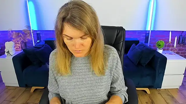 Anabell xxx online show from September 18, 6:32 pm