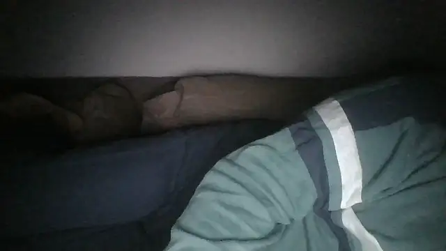 Snapshot of Anderrust chatting on November 3, 10:53 pm Anderrust online show from November 3, 10:53 pm