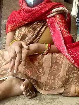 Snapshot of Lattika-Bhabhi chatting on January 4, 11:00 am Lattika-Bhabhi online show from January 4, 11:00 am