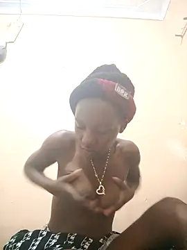 Petite li online show from November 21, 4:27 pm