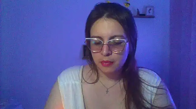 Snapshot of lorenitabella chatting on March 4, 10:38 pm lorenitabella online show from March 4, 10:38 pm