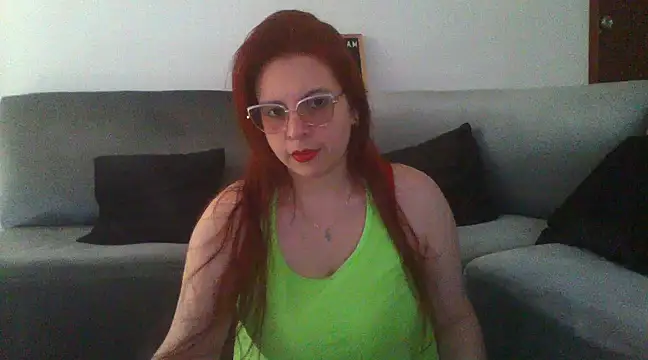 Snapshot of lorenitabella chatting on March 15, 7:59 pm lorenitabella online show from March 15, 7:59 pm