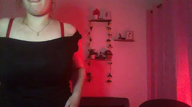 Snapshot of lorenitabella chatting on March 18, 10:48 pm lorenitabella online show from March 18, 10:48 pm