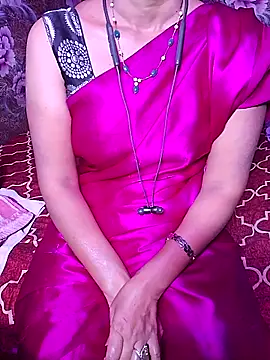 XBHUUME online show from April 9, 4:56 pm