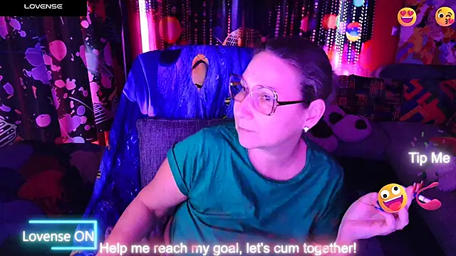 mature lisa naughty online show from January 21, 2:37 pm