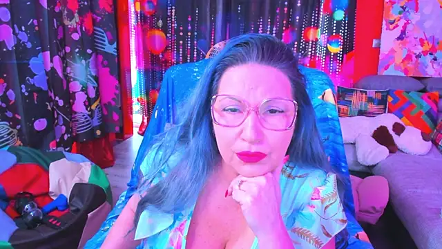 mature lisa naughty online show from February 27, 7:01 am