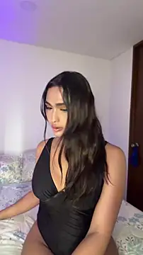 Snapshot of carminaurmommy chatting on June 29, 9:48 pm carminaurmommy online show from June 29, 9:48 pm