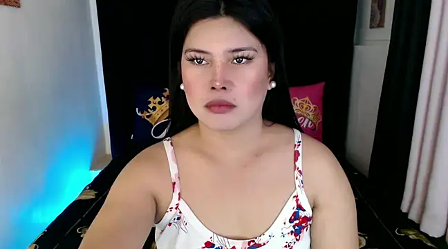 Snapshot of Angelic_Fuckerxxx chatting on January 27, 3:26 am Angelic Fuckerxxx online show from January 27, 3:26 am