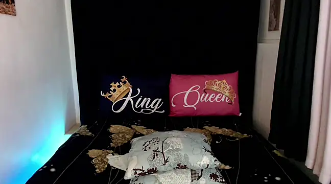 Snapshot of Angelic_Fuckerxxx chatting on February 24, 4:27 am Angelic Fuckerxxx online show from February 24, 4:27 am