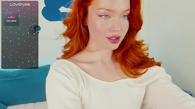 Snapshot of Born_to_Loveee chatting on January 25, 12:37 pm Born to Loveee online show from January 25, 12:37 pm