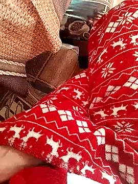 feet toes online show from March 20, 5:35 am