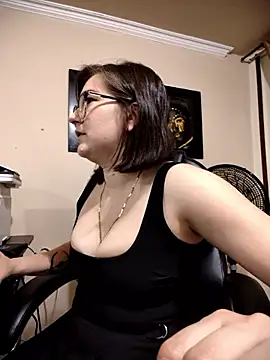 HunnyyLove online show from March 14, 9:54 pm