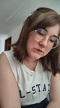 HunnyyLove online show from October 13, 4:40 pm