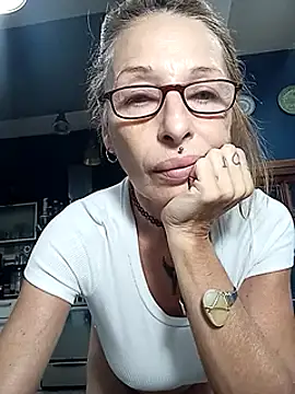 FrozenWaffle online show from March 2, 7:02 pm