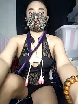  Shimmerlyn  online show from March 24, 7:02 am