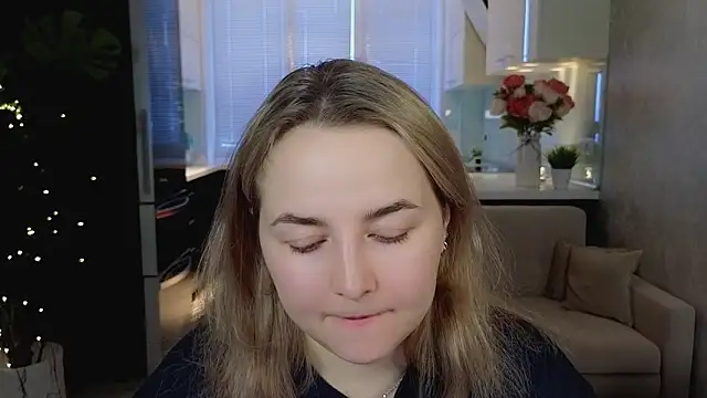 Mira Mermayd online show from March 15, 1:11 am