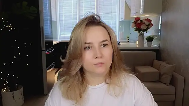 Mira Mermayd online show from March 18, 8:17 am